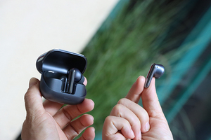 Ho nor Earbuds 4 50dm Reducción de ruido profundo hasta 46 horas Tiempo de música Auriculares inalámbricos IP54 ANC - Product Image 4