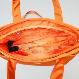 OEM original de sarga lisa de poliéster correa de hombro larga bolsillo con cremallera delantera y trasera de peso ligero naranja unisex bolsas de mano 2023 - Product Image 6