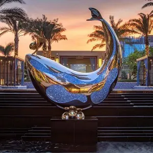 Célèbre intérieur poli en acier inoxydable baleine Sculpture grande statue d'animal en métal pour la décoration de la maison