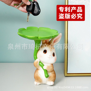 Figurine de lapin en résine, artisanat mignon, lapin avec parapluie en feuille de lotus, décoration de maison, ornement de bureau, organisateur de clés, cadeau artistique - Product Image 2