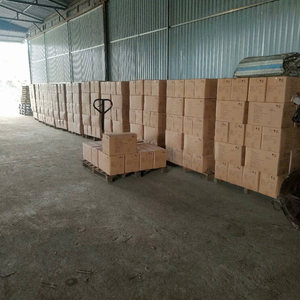 Charbon de bois en briquettes de sciure de bois de qualité supérieure, fabriqué à la machine, pour narguilé, barbecue et grillades - Haute teneur calorique, faible teneur en cendres - Product Image 2