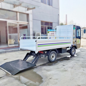 Camion poubelle électrique avec hayon hydraulique, conception à trois portes pour un chargement et un déchargement faciles des bacs à déchets - Product Image 4