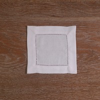 Ensemble de dessous-de-plat et sets de table en lin bohème éco-responsable 3mm, avec ourlet festonné, durable, protection de table, pour cocktails, artisanal de qualité supérieure