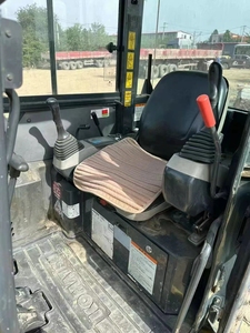 Excavatrice sur chenilles Komatsu PC50MR d'occasion avec lame, peinture d'origine, prix usine - Product Image 6