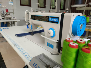 Máquina de Coser de Puntada Fija de Alta Velocidad con Accionamiento Directo Personalizada con Rendimiento Superior - Product Image 4