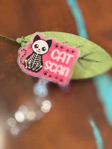 Badge rétractable en acrylique OEM/ODM sur le thème de l'analyse de sang de chat, motif chat noir mignon avec os apparents, pour infirmières, techniciens, etc. - Product Image 2