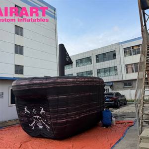 Faites <span class=keywords><strong>de</strong></span> votre événement un moment inoubliable : louez ou achetez notre tunnel gonflable en forme <span class=keywords><strong>de</strong></span> bateau pirate avec des matériaux Oxford - Product Image 1