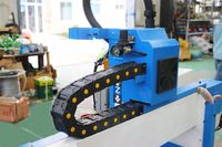 Petite fraiseuse CNC 6090 ATC à changement automatique de couteau pour la gravure sur bois, aluminium, plastique