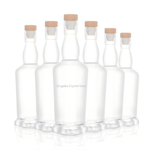 Bouteille en verre ronde à épaule plate de 500 ml et 750 ml avec bouchon en bois et logo personnalisé pour spiritueux, liqueurs, whisky, <span class=keywords><strong>vodka</strong></span>, tequila – Vente en gros - Product Image 3