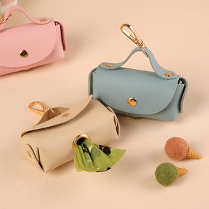 무료 엠보싱 로고 가죽 개 똥 가방 홀더 디스펜서 가죽 끈 - Product Image 2