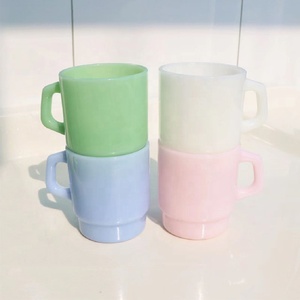 Fabricant 2023 tasses à café créatives en <span class=keywords><strong>verre</strong></span> de Jade, tasses avec <span class=keywords><strong>assiette</strong></span> rose vert bleu jaune 240ml 400ml marque privée - Product Image 5