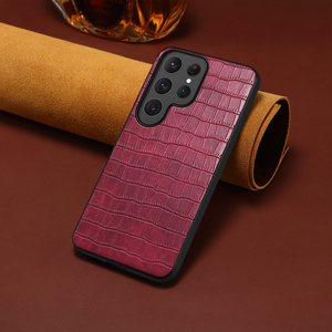 Étui sans fil de luxe Denior en similicuir croco premium, antidérapant, avec une prise en main confortable et des détails soignés pour les séries S26 S25 S24 S23 - Product Image 2