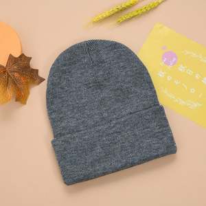 Gorro de Punto de Invierno Cálido de Fibra Acrílica de Color Sólido con Logotipo Bordado Personalizado al por Mayor, Unisex, para Viajes - Product Image 6