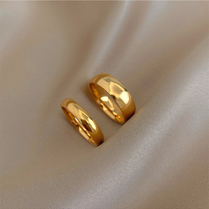 แหวนสแตนเลสสตีลชุบทอง 18k ลายพระอาทิตย์ ดีไซน์เรียบหรู - Product Image 4