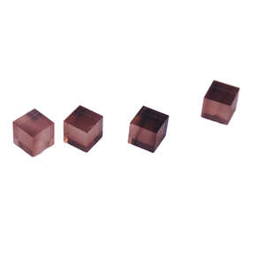 Cvd Cube Diamant 6 Côté Poli CVD Diamant Quantique Matériel Ultra-large Interdit Bande Passante Diamant Monocristallin - Product Image 1