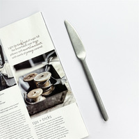 Ensemble de couverts jetables écologiques modernes en acier inoxydable 430, boîte cadeau, manche incurvé pour les fêtes, couteau à steak argenté, fourchette
