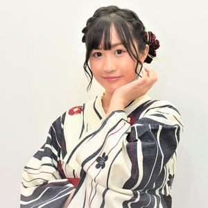 Yukata Japonesa de Estilo Popular Personalizada con Sensación Translúcida para Mujer - Product Image 1