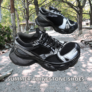 Zapatillas deportivas de moda transpirables con estampado en caliente y pedrería, suela gruesa, cierre con cordones, color liso, plantilla de EVA, ideales para el verano. - Product Image 3