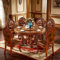 Ensemble de table à manger ronde en bois massif sculpté à la main de style européen de luxe avec plateau tournant en verre et chaises en cuir PU pour villa et maison - Vente en gros