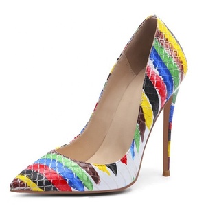 Zapatos de Tacón Súper Alto para Mujer, Zapatos de Vestir con Diseño de Grafiti Colorido, Zapatos de Tacón de Aguja con Punta Puntiaguda, Zapatos de Moda para Club Nocturno - Product Image 1