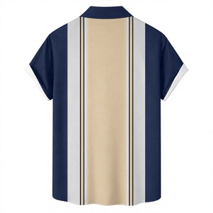 Camisa de Manga Corta con Paneles Verticales Azul Marino y Beige, con Botones y Diseño Casual con Rayas en Contraste Clásicas - Product Image 4