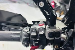 Motocicleta Deportiva BMW <span class=keywords><strong>F900XR</strong></span> Adventure - Diseño Premium para Aventuras, ABS en Curvas e Ideal para Paseos Todoterreno - Product Image 2