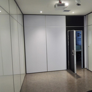 Pareti <span class=keywords><strong>Divisorie</strong></span> Pieghevoli in Alluminio dal Design Moderno, Dimensioni Personalizzabili, per Uffici, Magazzini e Sale Banchetti in Bahrain - Product Image 3