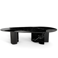 Tables de salle à manger en marbre et laiton de style européen moderne avec plateau en marbre noir pour villa