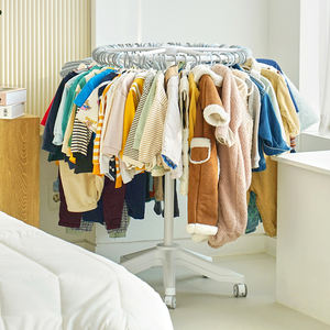 Plafarm JWPL0051 Porte-vêtements rotatif mobile grande capacité robuste à 360° avec base moderne et fonctionnelle pour chambre et salon - Product Image 2