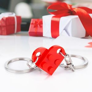Juego de 2 Llaveros Acrílicos con Forma de Corazón para el Día de San Valentín, Bloques de Construcción de Ladrillos, Regalos de Amor para Parejas, Novios y Novias - Product Image 5