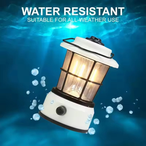 Lanterne de camping LED portable avec poignée noire et corps bleu clair, étanche IP65 pour utilisation en extérieur - Product Image 6