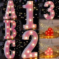Lumières LED en forme de lettres et de chiffres, rose (A-Z&0-9), lumières décoratives pour anniversaire, mariage, fête, alimentées par piles, lumières festives
