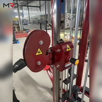 Equipo de Fitness de Alta Calidad MRD para Entrenamientos de 8 Personas, Incluye Remo en Declinación, Remo Sentado, Ejercicios de Brazos, Hombros y Core