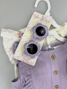 J34XL Set Estivo Traspirante Floreale 4 Pezzi per <span class=keywords><strong>Bambina</strong></span>: Gilet con Volant + Maglietta a Maniche Corte + <span class=keywords><strong>Pantaloni</strong></span> Larghi + Fascia per Capelli e Occhiali <span class=keywords><strong>da</strong></span> Sole - Product Image 4