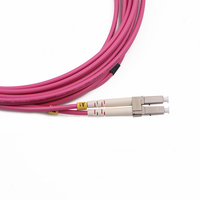 Câble de brassage optique multimode duplex LC/UPC-LC/UPC OM4 et connecteur SC pour l'installation de câbles réseau FTTH