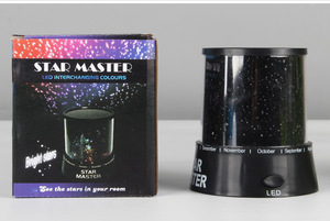 Mini Proiettore JIACAI con Luce Notturna e Proiezione Stellare LED <span class=keywords><strong>Blu</strong></span> - Alimentato tramite USB e Batteria, Luce d'Atmosfera - Product Image 2