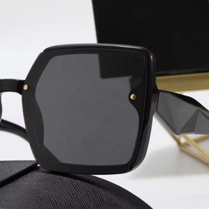 แว่นกันแดดดีไซน์ใหม่ปี 2026 แว่นกันแดดผู้หญิงโพลาไรซ์สไตล์เรโทรสุดหรู แบรนด์แฟชั่น แว่นตาเลนส์แก้ว แว่นกันแดดสำหรับกิจกรรมกลางแจ้งและชายหาด - Product Image 4