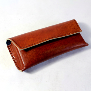 Estuche para lápices de cuero de terracota teñido, hecho a mano, garantía de calidad del producto. - Product Image 1