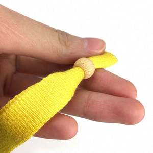 Pulsera de Tela Ecológica Personalizada de Fábrica para Festivales, Pulsera de Bambú Sostenible con Cierre Ecológico - Product Image 4