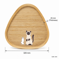 Planche à fromage et charcuterie en bambou en forme de cœur avec logo personnalisé et poignées couleur noyer pour la présentation de fruits, desserts et en-cas