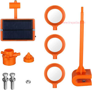 Épouvantail à oiseaux solaire en plastique écologique pour vergers et terres agricoles, moulin à vent avec miroir réfléchissant - Product Image 4