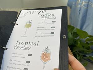 Menu in Legno Compensato con Anello Metallico Dorato, Stile Retrò di Lusso, Texture Naturale, <span class=keywords><strong>per</strong></span> Ristoranti e Bar - Versione Aggiornata - Product Image 5