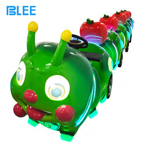 Máquina <span class=keywords><strong>de</strong></span> Juegos Arcade BLEE Apple Worm Plaza Bus <span class=keywords><strong>de</strong></span> 11 Asientos con Sonido Envolvente <span class=keywords><strong>de</strong></span> 2500 <span class=keywords><strong>de</strong></span> Alta Potencia con Forma <span class=keywords><strong>de</strong></span> Oruga para Grandes Centros Comerciales - Product Image 1