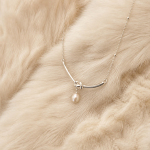 Collier pendentif en perles d'imitation en forme de goutte d'eau, avec barre incurvée et nœud, pour femmes, élégant, personnalisable, OEM/ODM, vente en gros - Product Image 2
