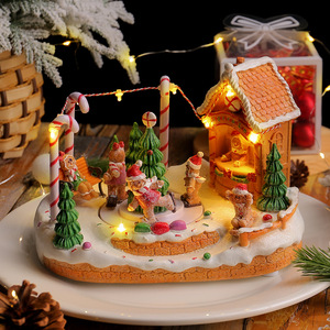 Boîte à musique lanterne de Noël avec <span class=keywords><strong>train</strong></span> de bonhomme en pain d'épices rotatif lumineux en <span class=keywords><strong>sapin</strong></span> de neige, maison de neige, cadeau de Noël - Product Image 3