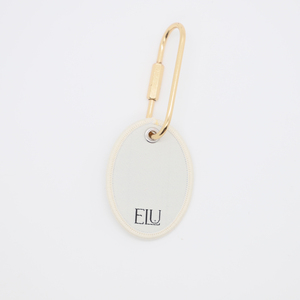 Portachiavi Souvenir in Tessuto Ricamato con Etichetta Tonda e Logo Personalizzato con Ciondolo in Ottone Regalo Promozionale - Product Image 4