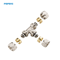 Fournisseur d'usine de raccords de compression en laiton forgé avec surface lisse pour la connexion de tuyaux PEX, accessoires de plomberie pour tubes d'eau