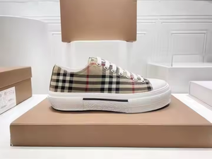 Zapatillas de deporte de lujo de diseñador de alta calidad 2025 para hombres y mujeres, marca famosa superiores de zapatos de lona, Verano - Product Image 3