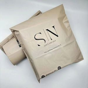 Biodegradable Custom logo Poly Nude Mailer Mailing Bag for Clothing Packaging Plastic Shipping Envelope Beige Polymailer Bag - Product Image 3