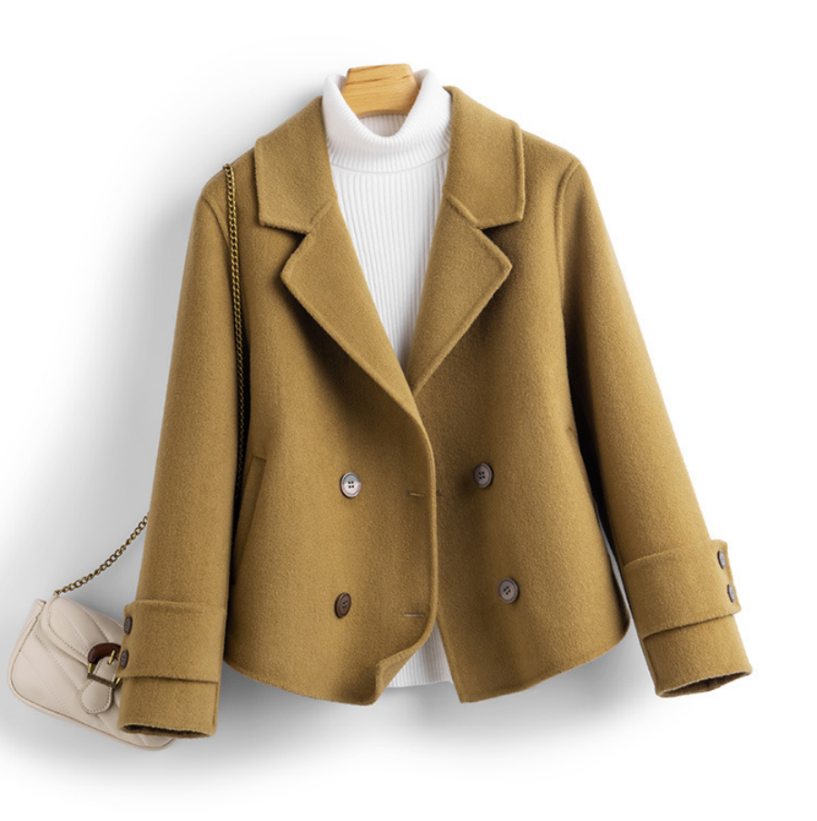 สีน้ำตาล